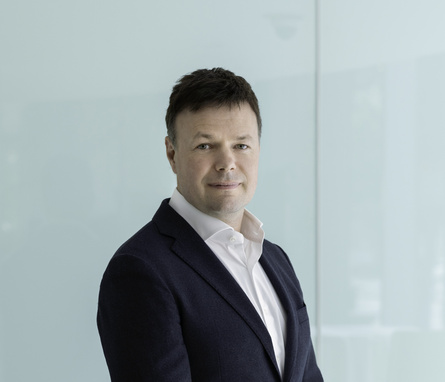 Headshot of Kasper Lage